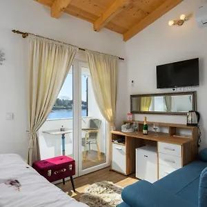  Hotel Bonaca