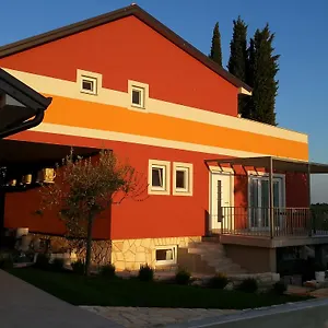 Summer Delight Apartment